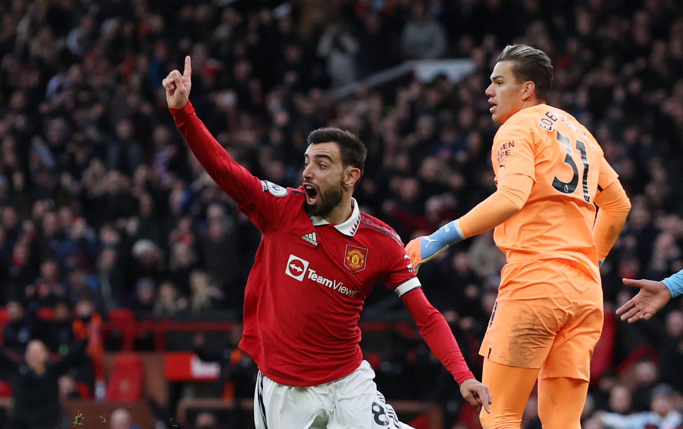 曼联主场优势明显，球迷期待逆转奇迹的简单介绍