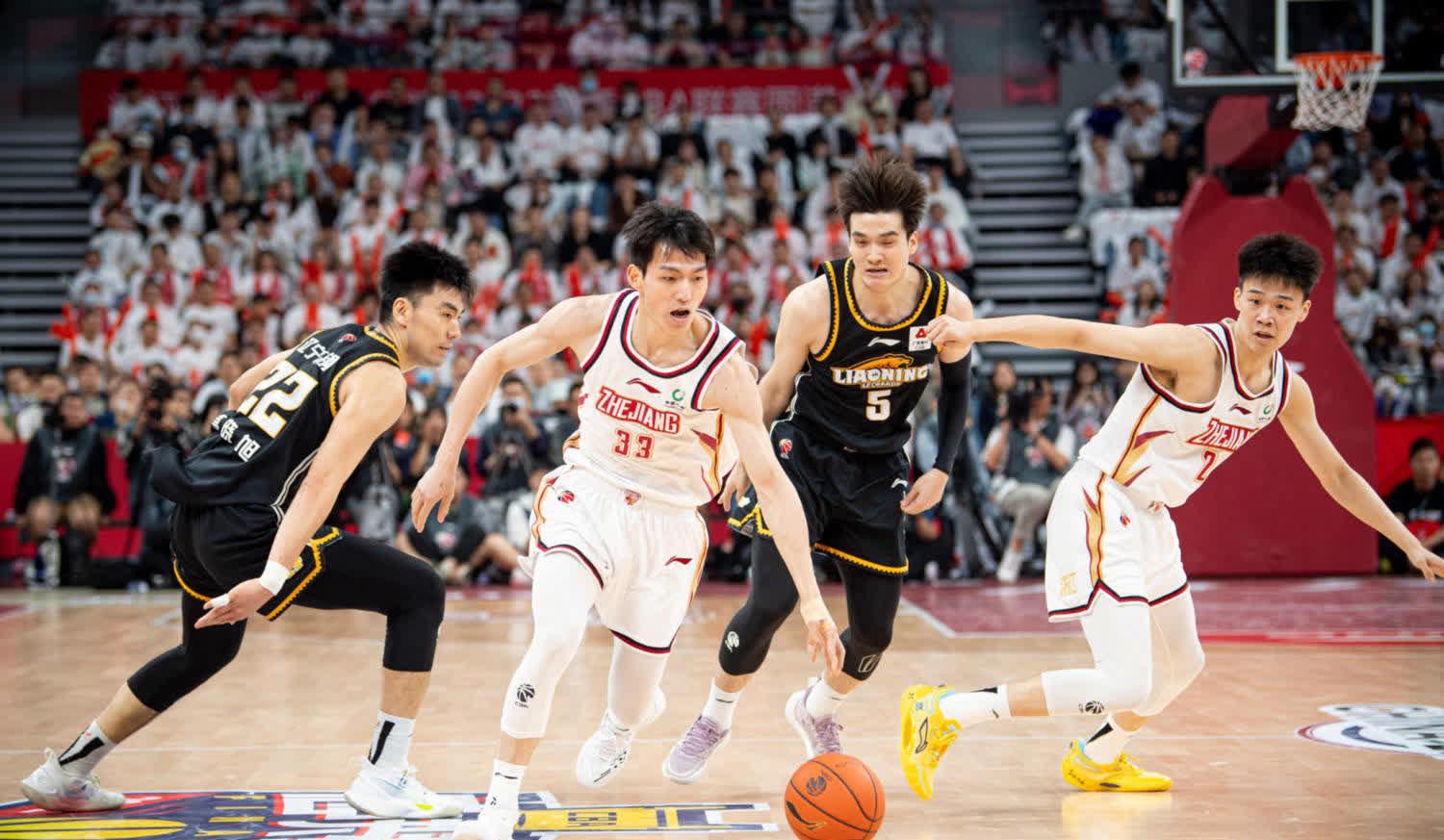 关于浙江队成为本场最大亮点，全国篮球锦标赛瞬间破防，失误的信息