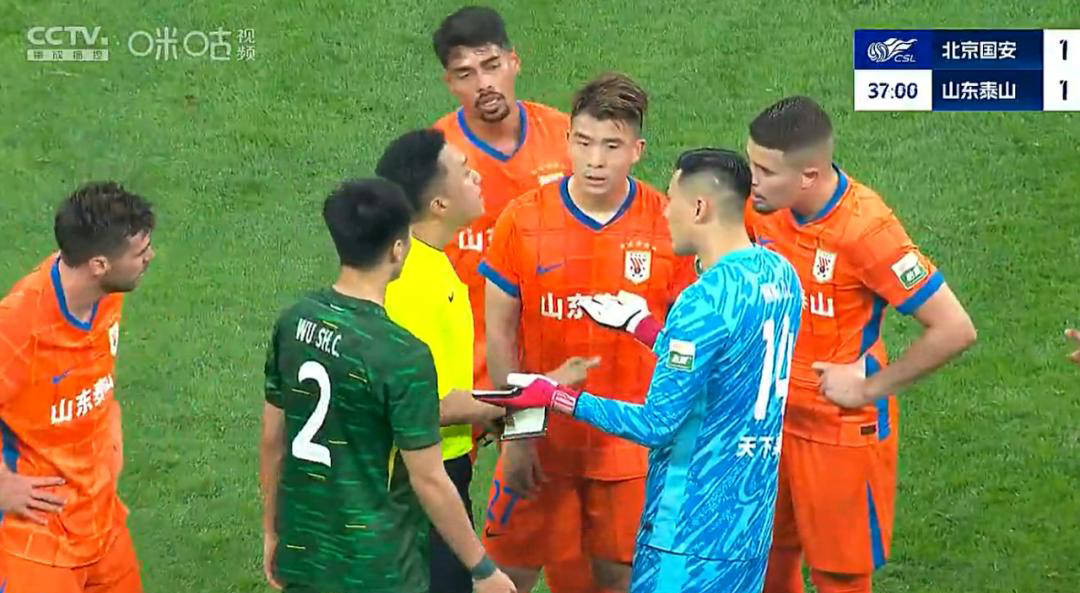 关于瑞士队捉襟见肘，艰难跻身欧预赛八强的信息