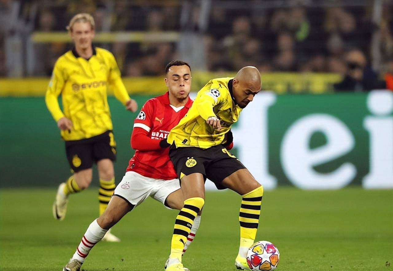 多特蒙德大展雄风，轻松战胜对手赢球