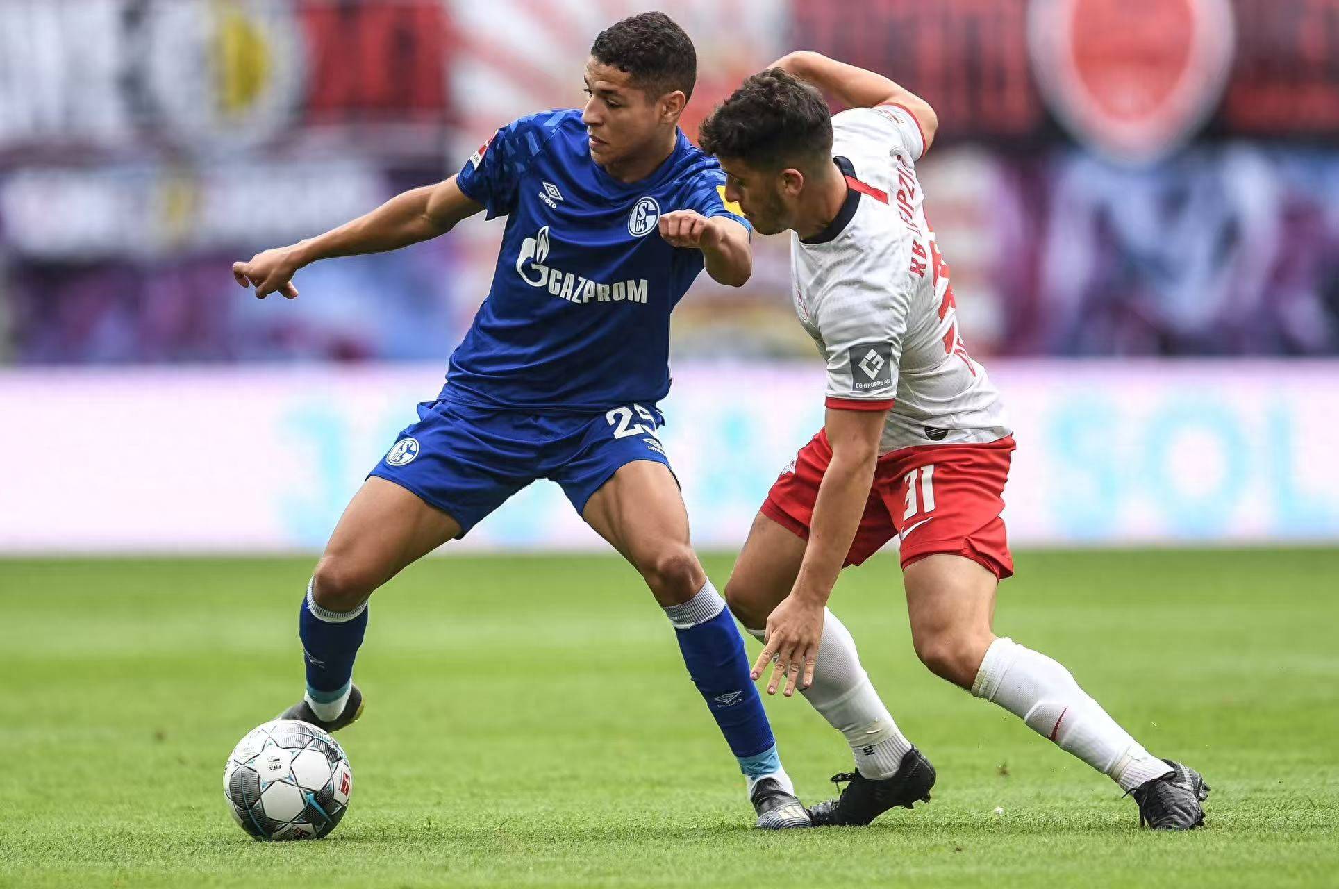 柏林赫塔教练组合推出新战术，挑战对手