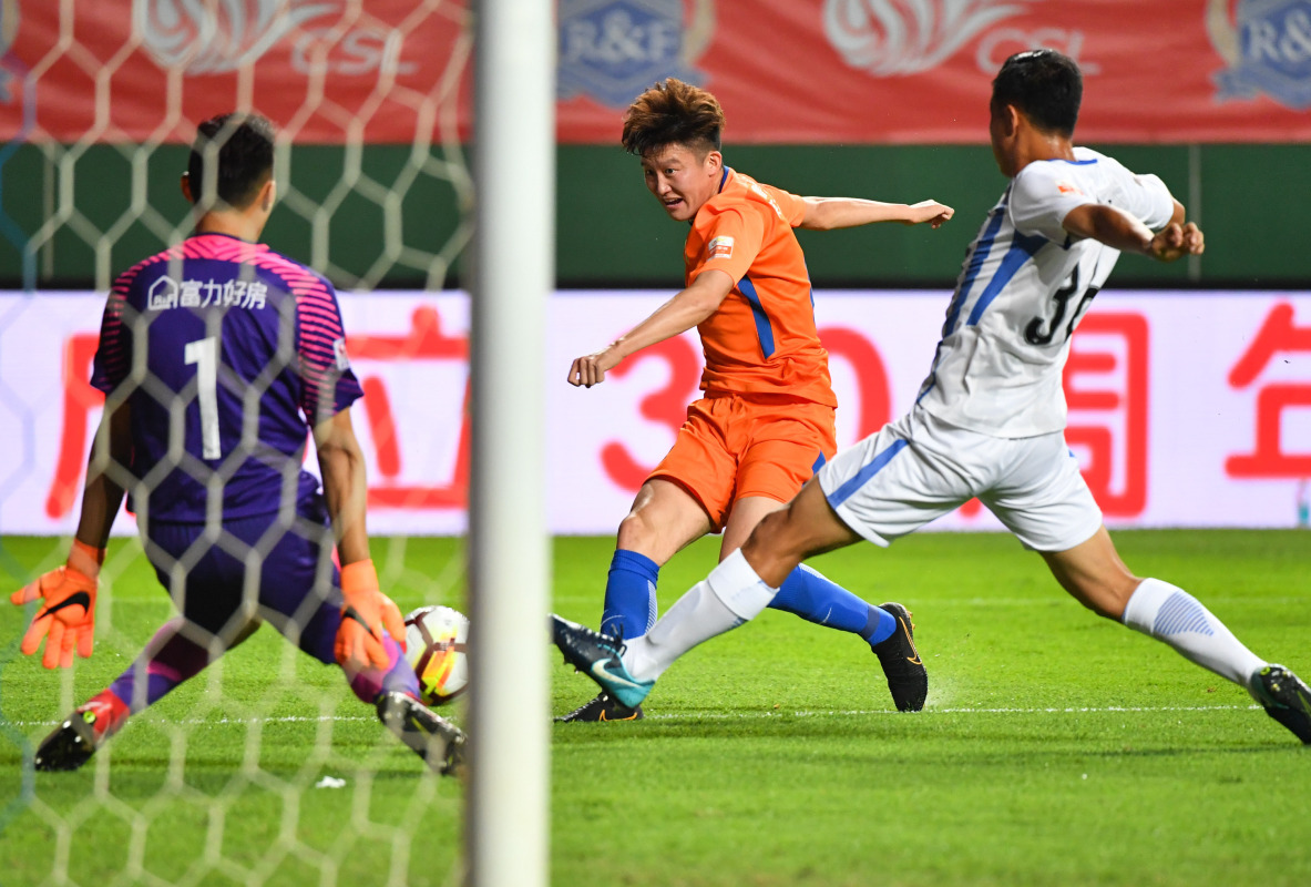 青岛黄海客场不敌山东鲁能，遭遇五连败