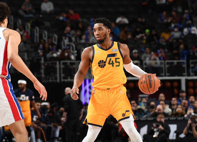 关于爵士惨遭逆转，开局主场告负的信息