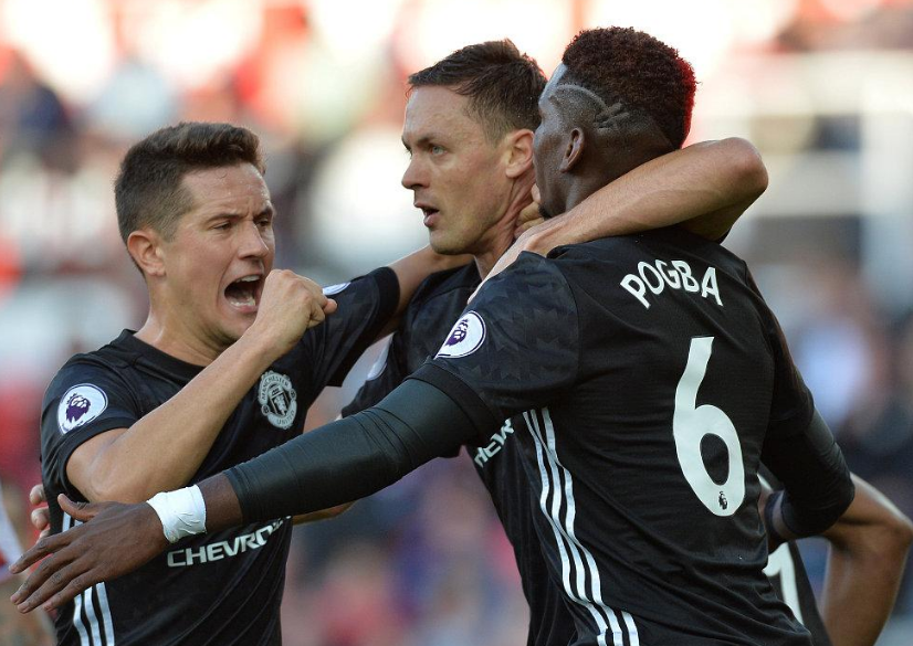 曼联3比1击败斯托克城，卢卡库进球再献助攻