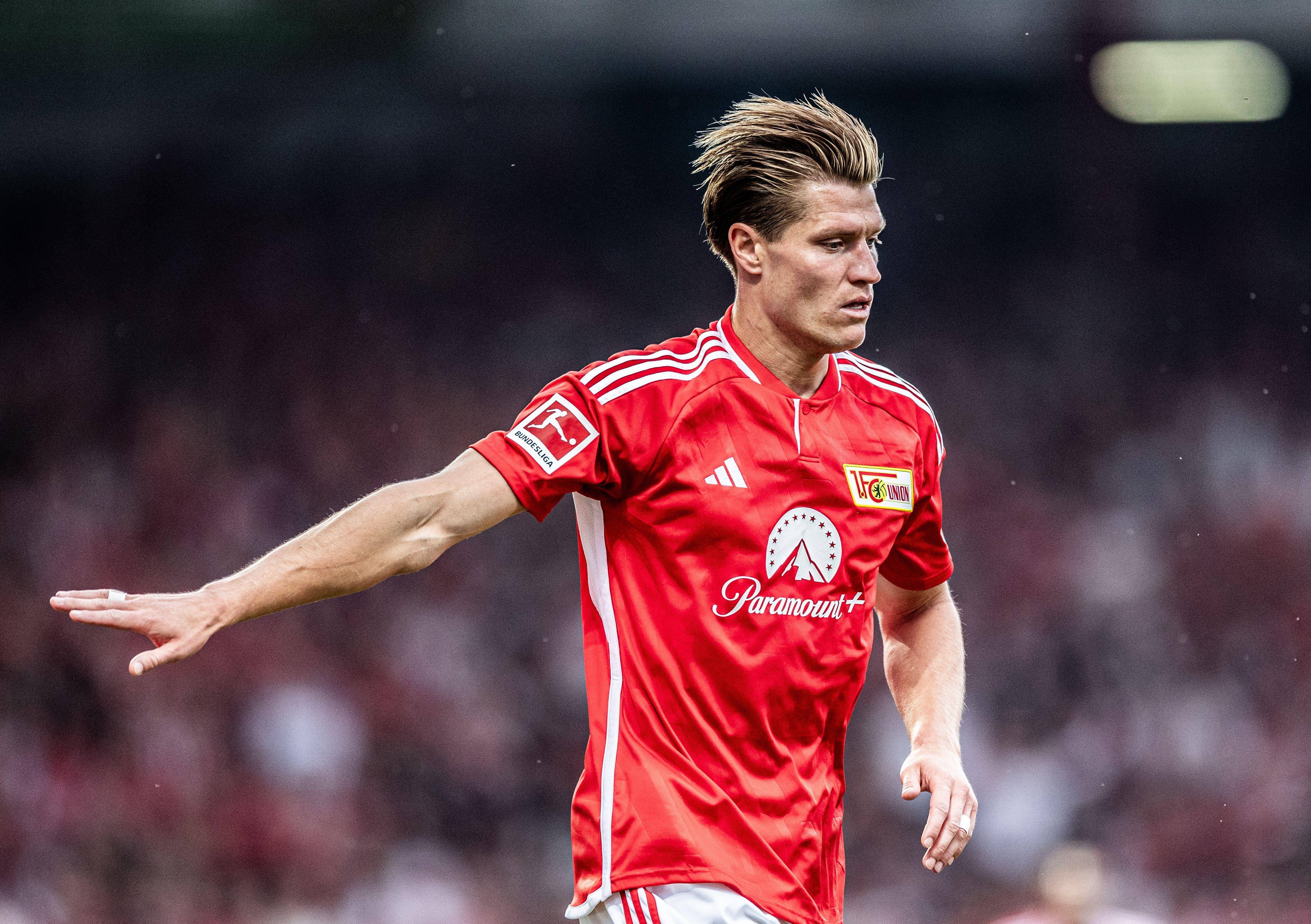 包含用法兰克福在主场坚守不败，逼平云达不莱梅关键分被争夺的词条