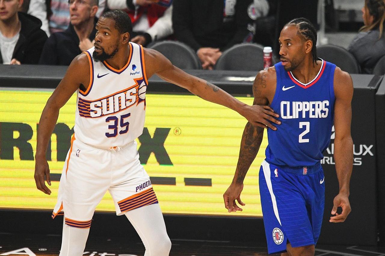 太阳队惊险胜出，后卫绝杀敌人的简单介绍