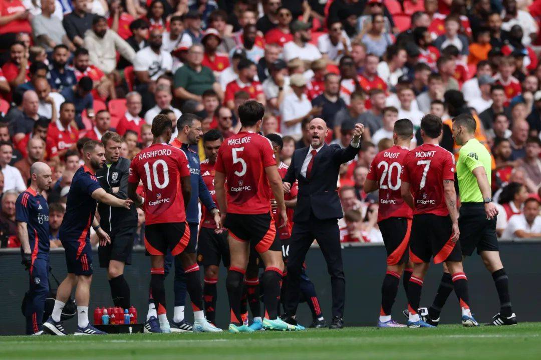 挪威国脚因伤病退出比赛，球队备战受阻的简单介绍